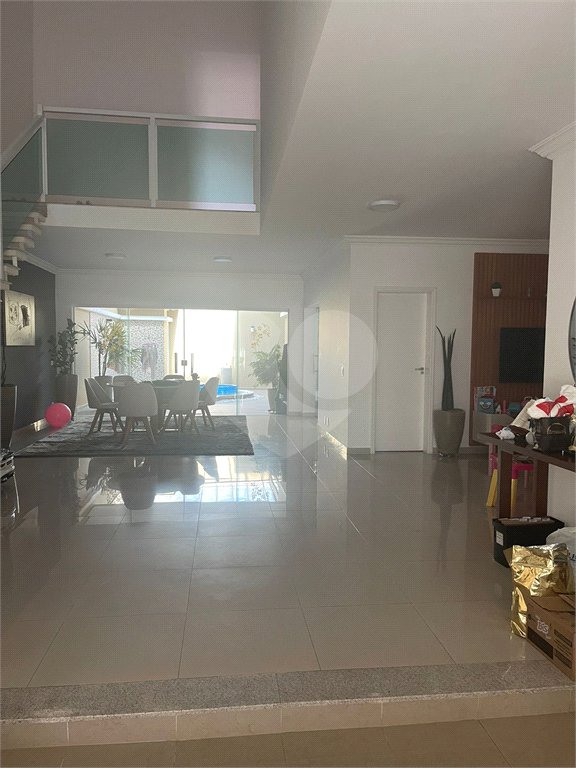 Casa à venda com 3 suítes no condomínio Valença, Sorocaba - SP