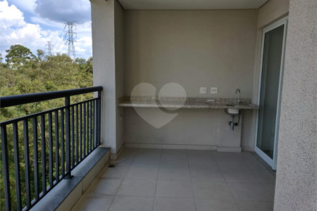 Apartamento à venda com 2 suítes em Vila Andrade, São Paulo, SP