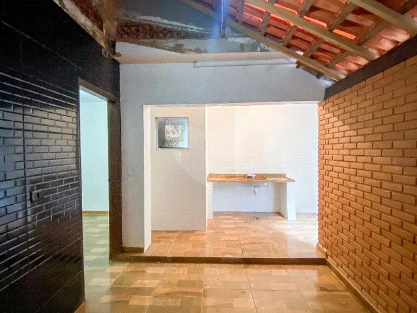 Sobrado com 400m² , 3 dormitórios , sendo 2 suítes , 3 vagas , à venda no centro de Santo André.