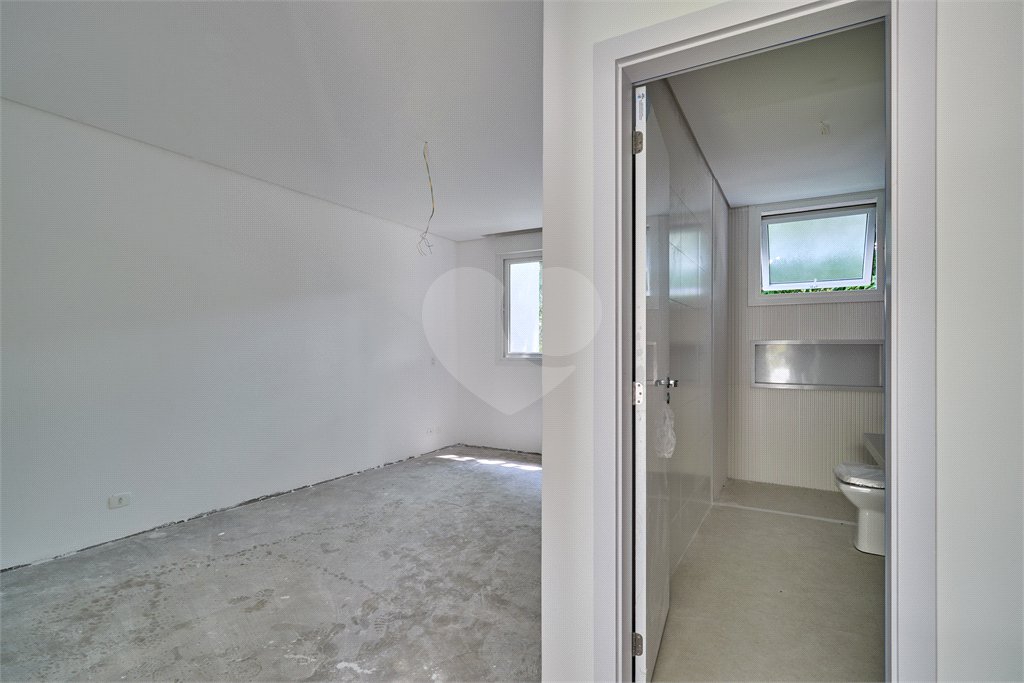 Casa à venda com 4 suítes no condomínio Liló, São Paulo - SP