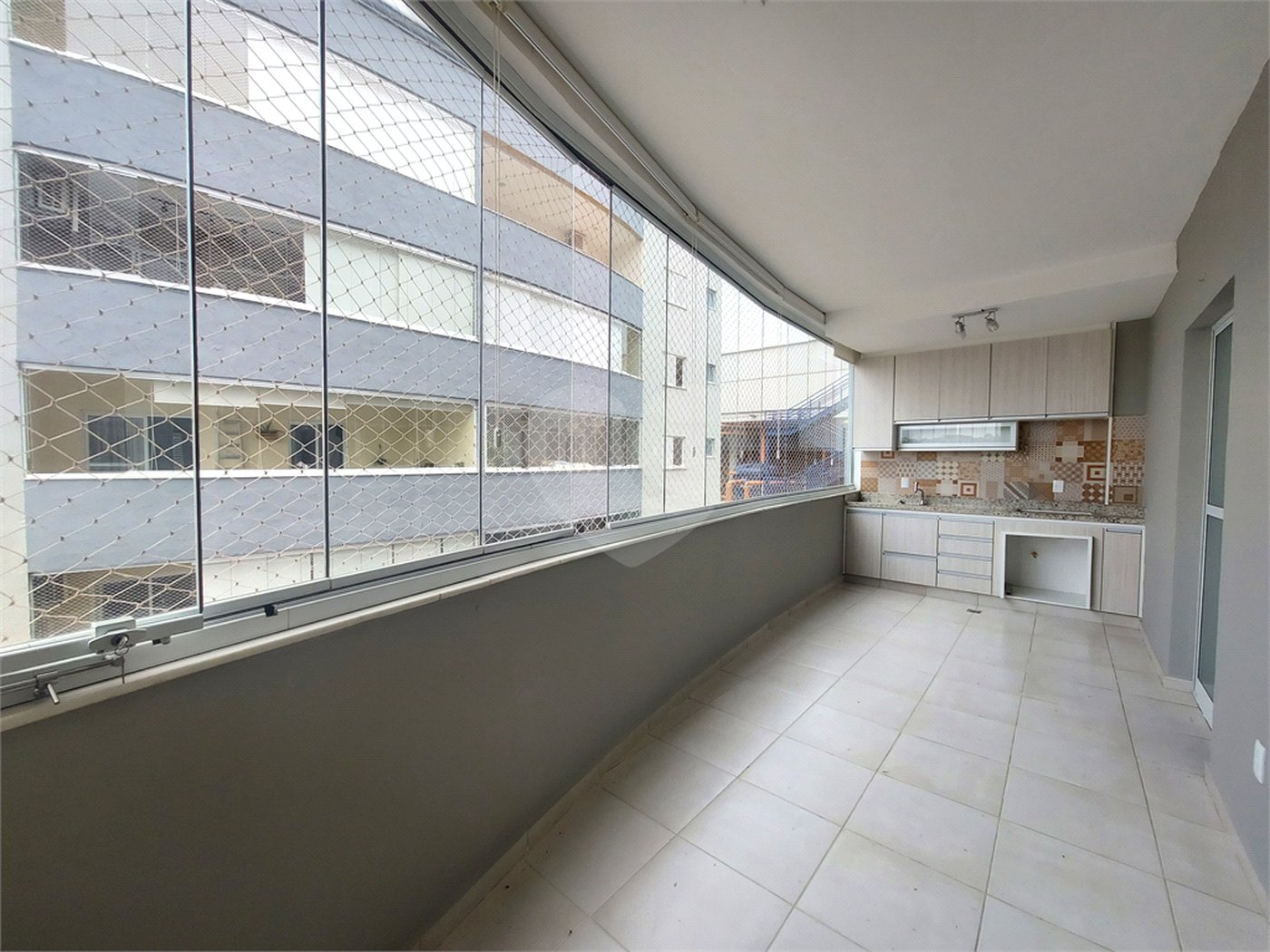 Apartamento à venda com 2 quartos, sendo 1 suíte, em Santa Claudina, Vinhedo, SP