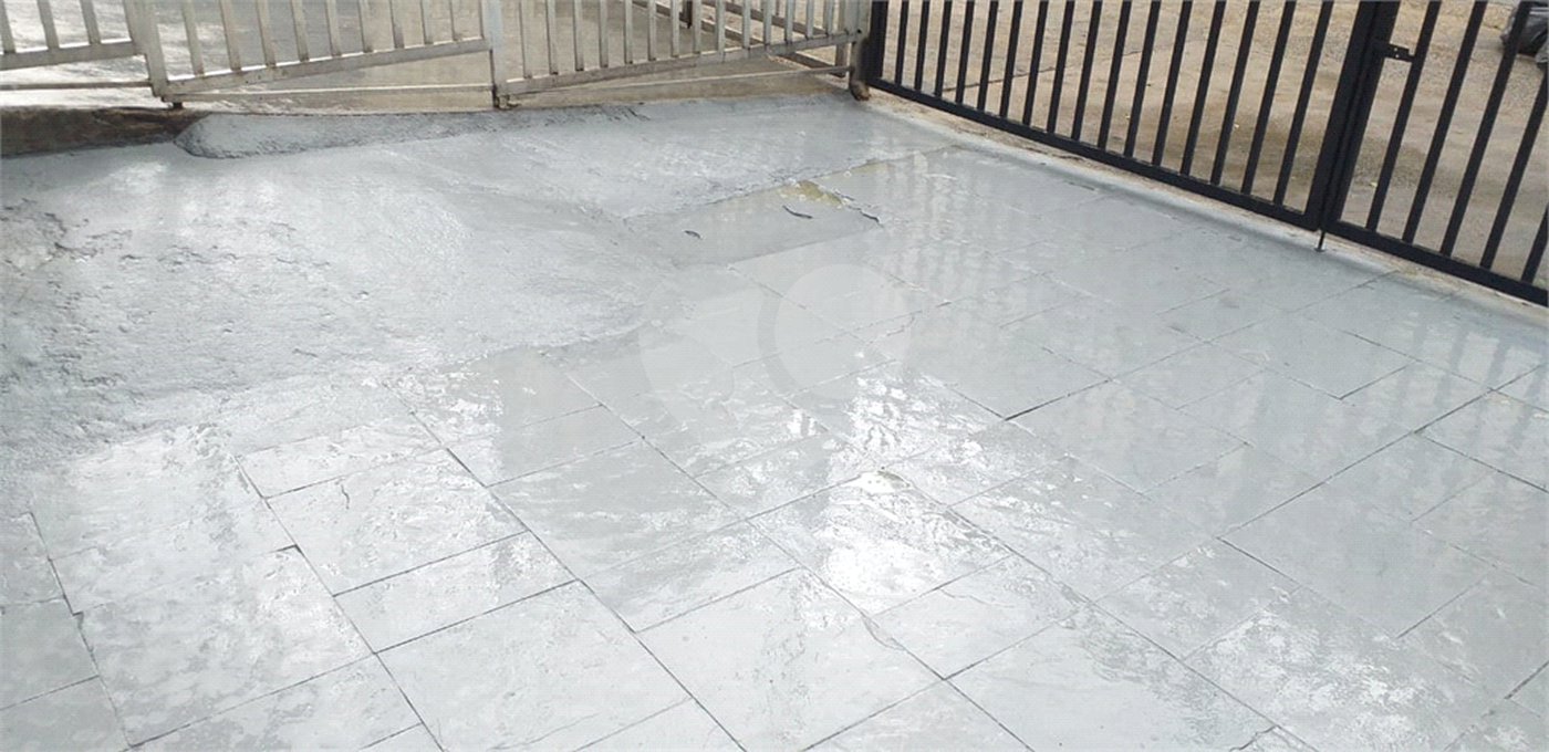 Sobrado à venda ou para alugar com 4 quartos em Água Branca, São Paulo, SP