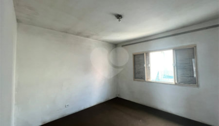 Casa à venda com 3 quartos em Vila Vitória, Mogi das Cruzes, SP