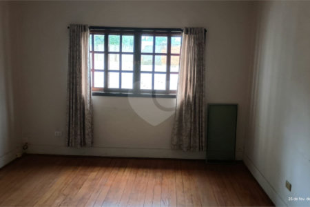 Casa à venda com 3 quartos em Chora Menino, São Paulo, SP