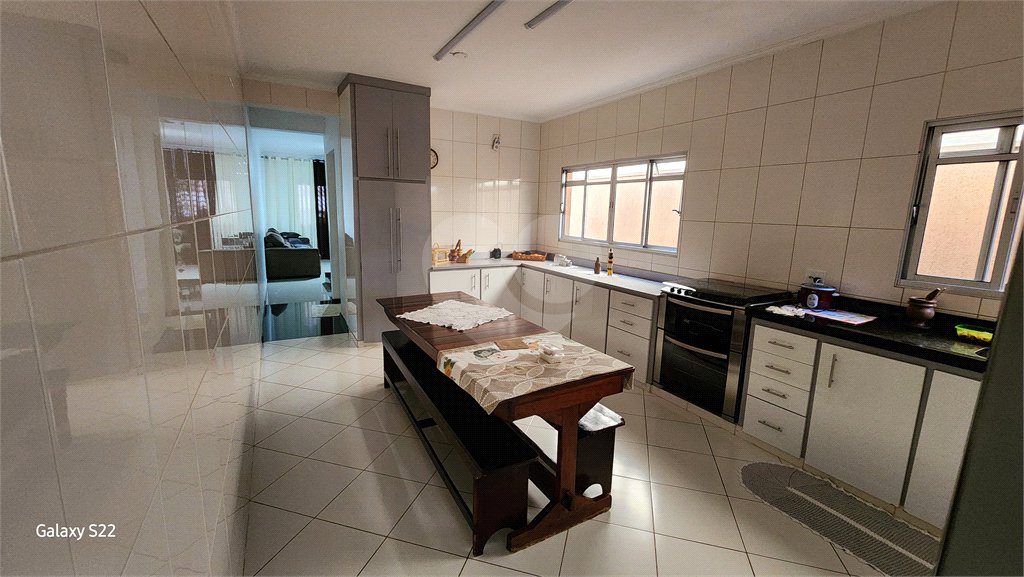 Casa à venda com 3 suítes em Jardim Presidente Dutra, Guarulhos, SP