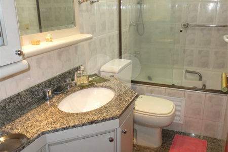 Apartamento à venda com 4 quartos, sendo 2 suítes, em Jardim Vila Mariana, São Paulo, SP