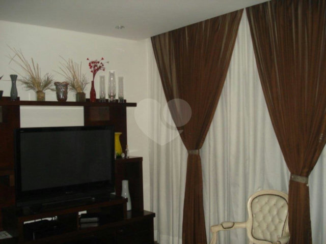Sobrado à venda com 3 quartos, sendo 1 suíte,  em Vila Aurora (zona Norte), São Paulo, SP