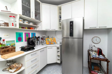 Apartamento para alugar com 4 quartos, sendo 1 suíte, em Perdizes, São Paulo, SP