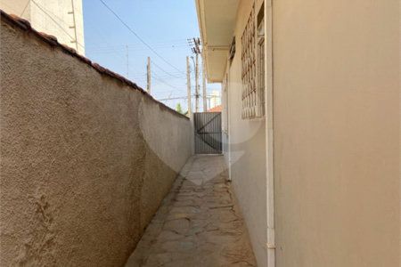 Casa à venda com 3 quartos, sendo 1 suíte, no Centro, Araraquara, SP