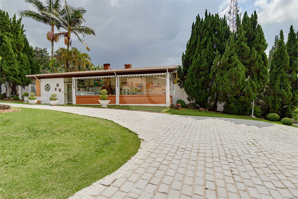 Casa Térrea à venda com 4 suítes em Chácara Flora, São Paulo, SP