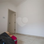 Casa à venda com 3 quartos, sendo 2 suítes, em Jardim Santa Cecília, Guarulhos, SP