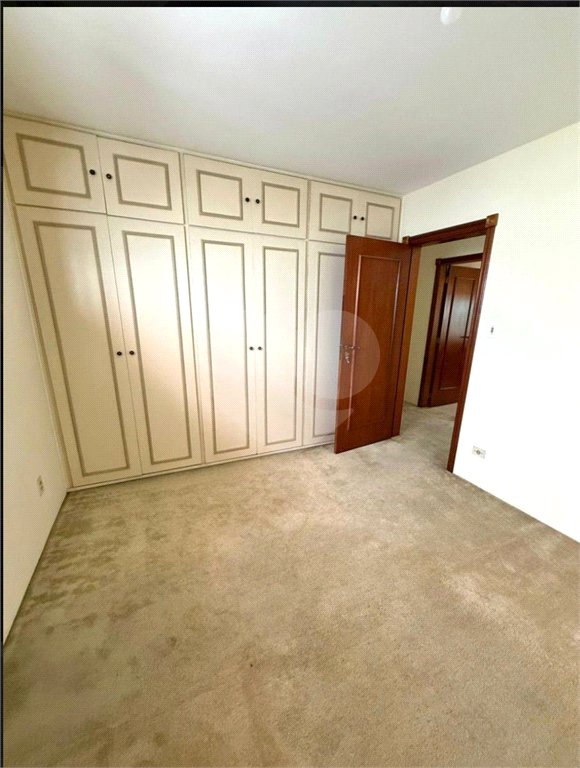 Casa à venda com 5 quartos, sendo 3 suítes,  em Jardim Leonor, São Paulo, SP