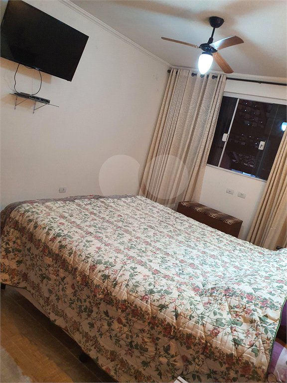 Sobrado à venda com 2 quartos, sendo 1 suíte, em Jardim Meliunas, São Paulo, SP