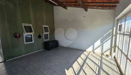 Casa à venda com 2 quartos em Jardim Monte Santo, Itapetininga, SP