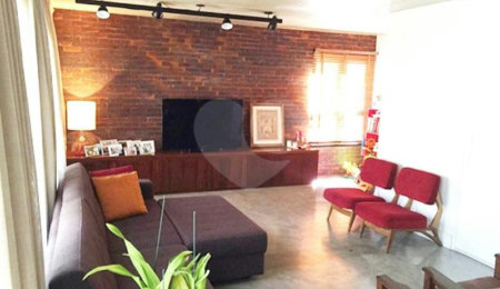Apartamento à venda com 2 quartos, sendo 1 suíte,  em Vila Suzana, São Paulo, SP