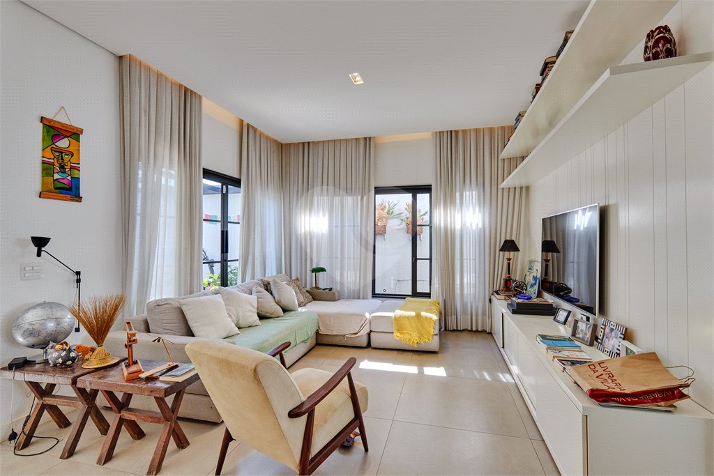 Casa Térrea à venda com 3 suítes em Alto da Boa Vista, São Paulo, SP