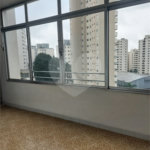 Apartamento à venda com 3 quartos, sendo 1 suíte, em Vila Monumento, São Paulo, SP