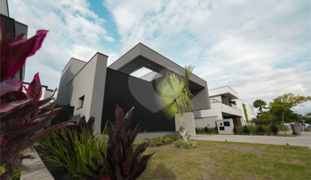 Casa à venda com 4 suítes no condomínio Alphaville Nova Esplanada 4, Votorantim - SP