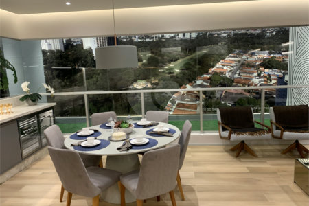 Apartamento à venda com 3 quartos, sendo 1 suíte,  em Vila Sofia, São Paulo, SP