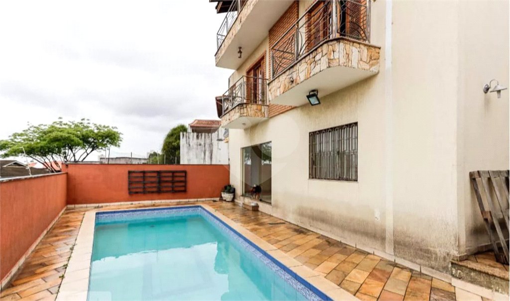 Sobrado à venda com 5 quartos, sendo 4 suítes, em Tremembé, São Paulo, SP