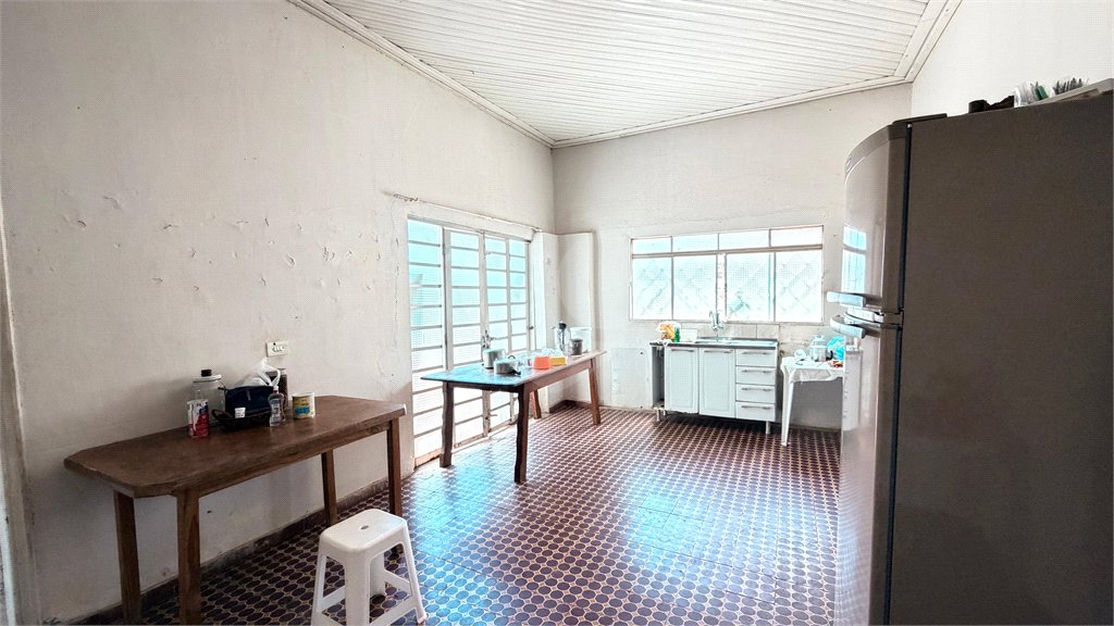 Casa à venda com 2 quartos, sendo 1 suíte, no Centro, Três Lagoas, MS