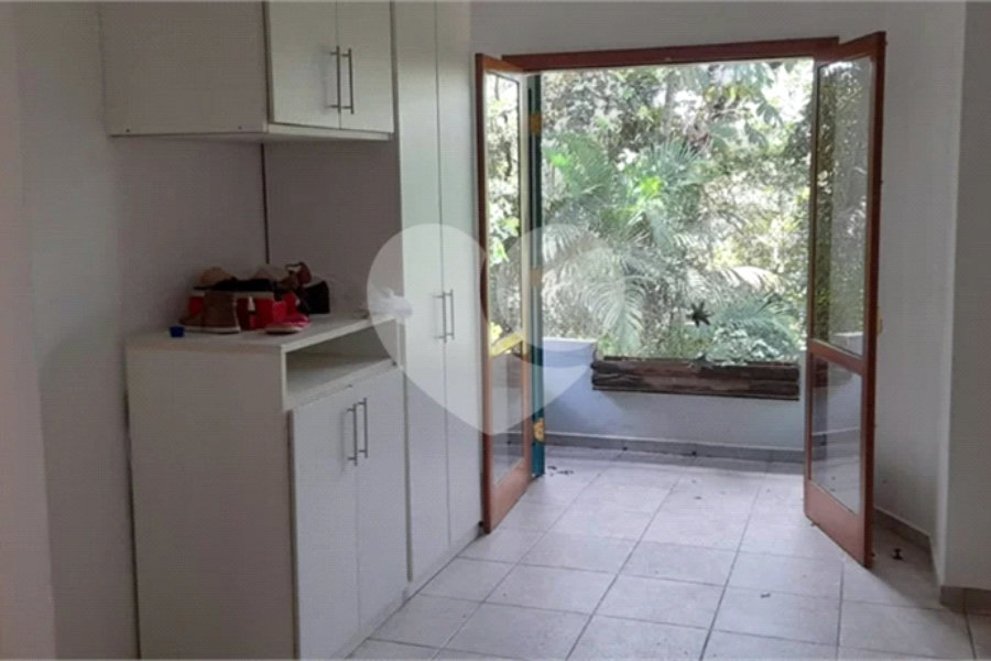 Casa à venda com 3 suítes no condomínio Sausalito, Mairiporã - SP