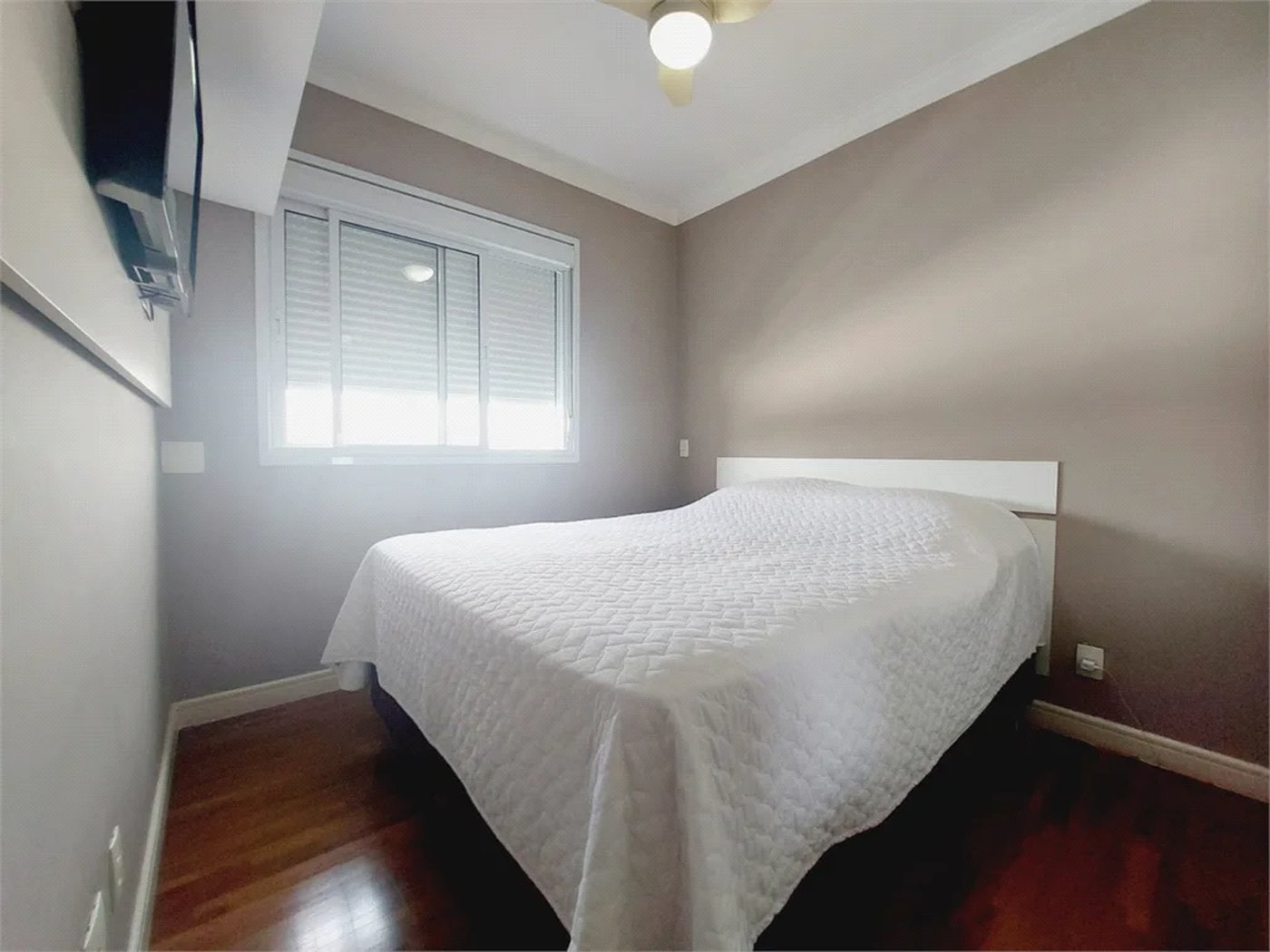 Apartamento à venda com 2 quartos, sendo 1 suíte,  em Vila Anastácio, São Paulo, SP