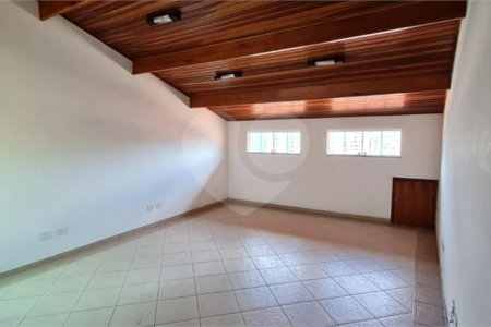 Excelente Sobrado à venda no Ipiranga c/ 220m2 - 4 Suítes/2 Vagas - 600 m. metrô Sacomã
