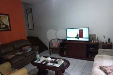 Sobrado à venda com 2 quartos em Vila Romana, São Paulo, SP