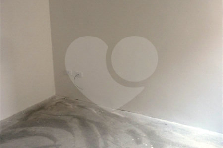 Sobrado à venda com 3 quartos, sendo 1 suíte,  em Vila Nivi, São Paulo, SP