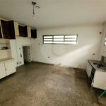 Sobrado à venda com 10 quartos em Campo Belo, São Paulo, SP