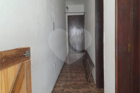 Sobrado à venda com 3 quartos, sendo 1 suíte,  em Jardim Camila, Mogi das Cruzes, SP