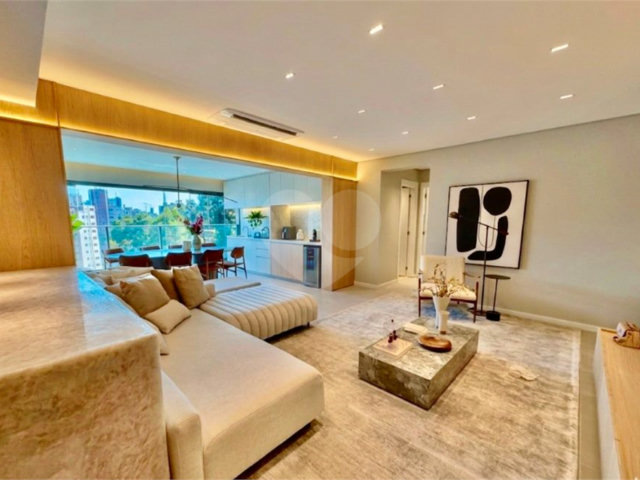 Apartamento à venda com 3 suítes em Perdizes, São Paulo, SP