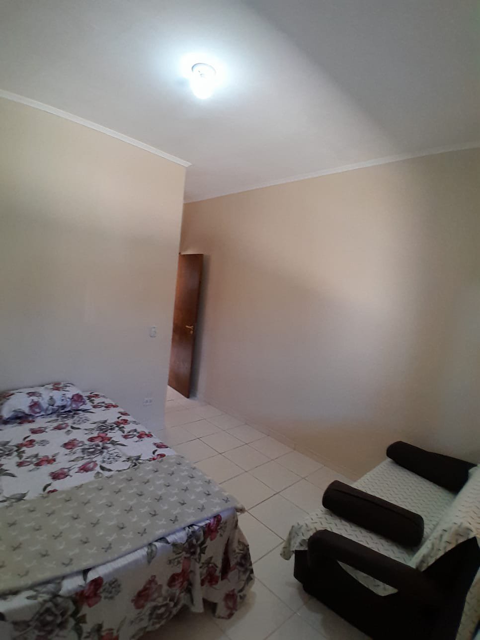Casa à venda com 2 quartos, sendo 1 suíte, em Jardim Marabá, Mongaguá, SP