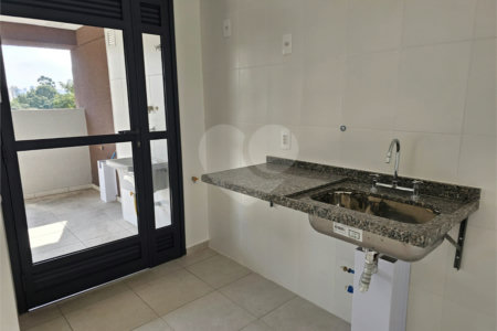 Apartamento à venda com 3 quartos, sendo 1 suíte, em Alto da Boa Vista, São Paulo, SP