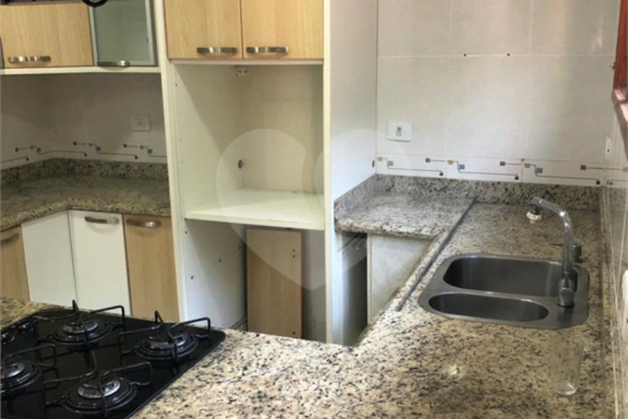 Casa Térrea à venda com 4 quartos, sendo 2 suítes, em Roseira, Mairiporã, SP