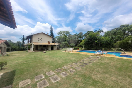 Chácara à venda com 5 quartos, sendo 1 suíte, em Chácara Residencial Paraíso Marriot, Itu, SP