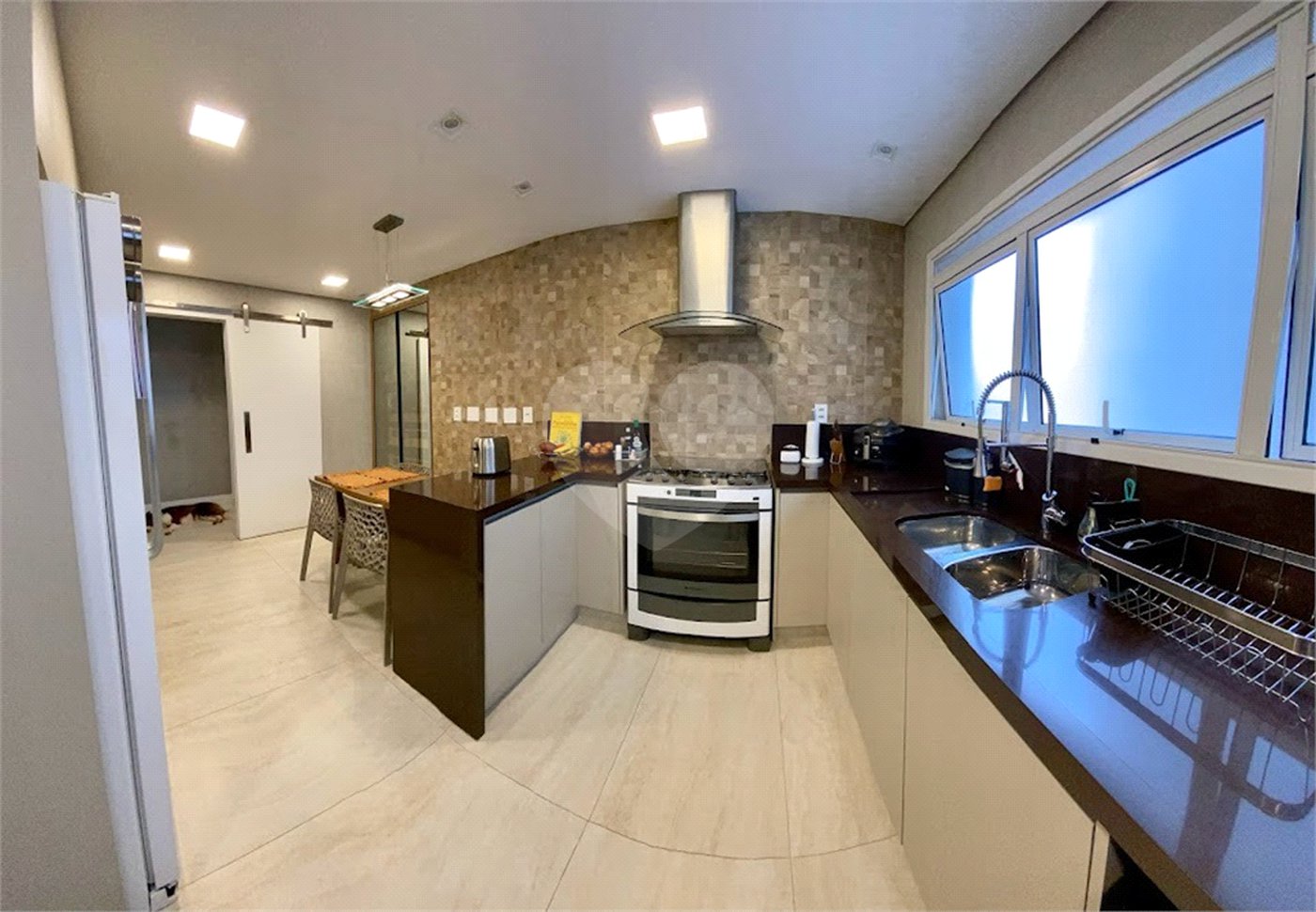 Apartamento à venda com 3 suítes em Vila Suzana, São Paulo, SP