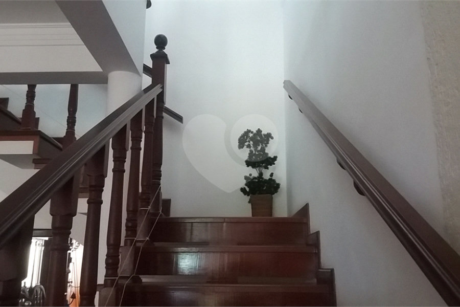 Sobrado à venda com 3 suítes em Jardim Franca, São Paulo, SP
