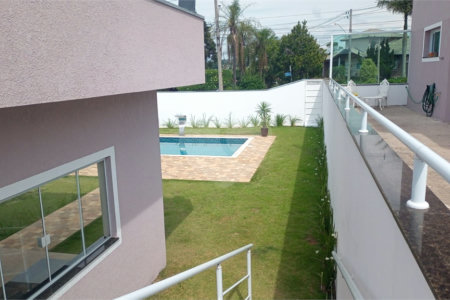 Casa à venda com 5 suítes no condomínio Village da Serra, Araçoiaba da Serra - SP