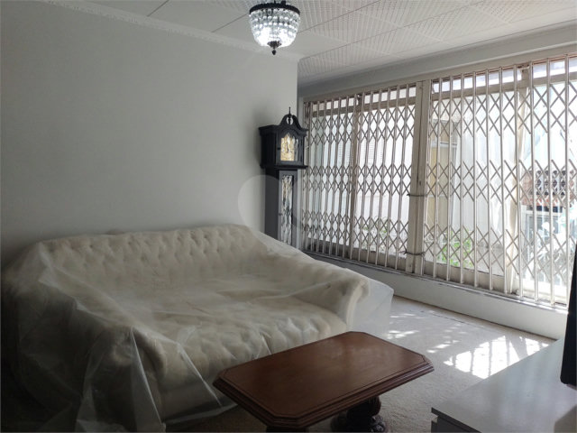 Casa de Vila à venda com 5 quartos, sendo 1 suíte,  em Alto da Boa Vista, São Paulo, SP