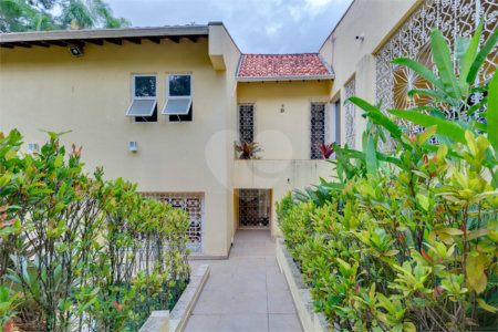 Casa Térrea à venda com 4 suítes em Jardim Marajoara, São Paulo, SP