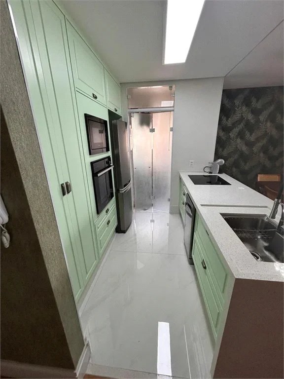 Apartamento à venda com 3 quartos, sendo 1 suíte, em Vila Andrade, São Paulo, SP