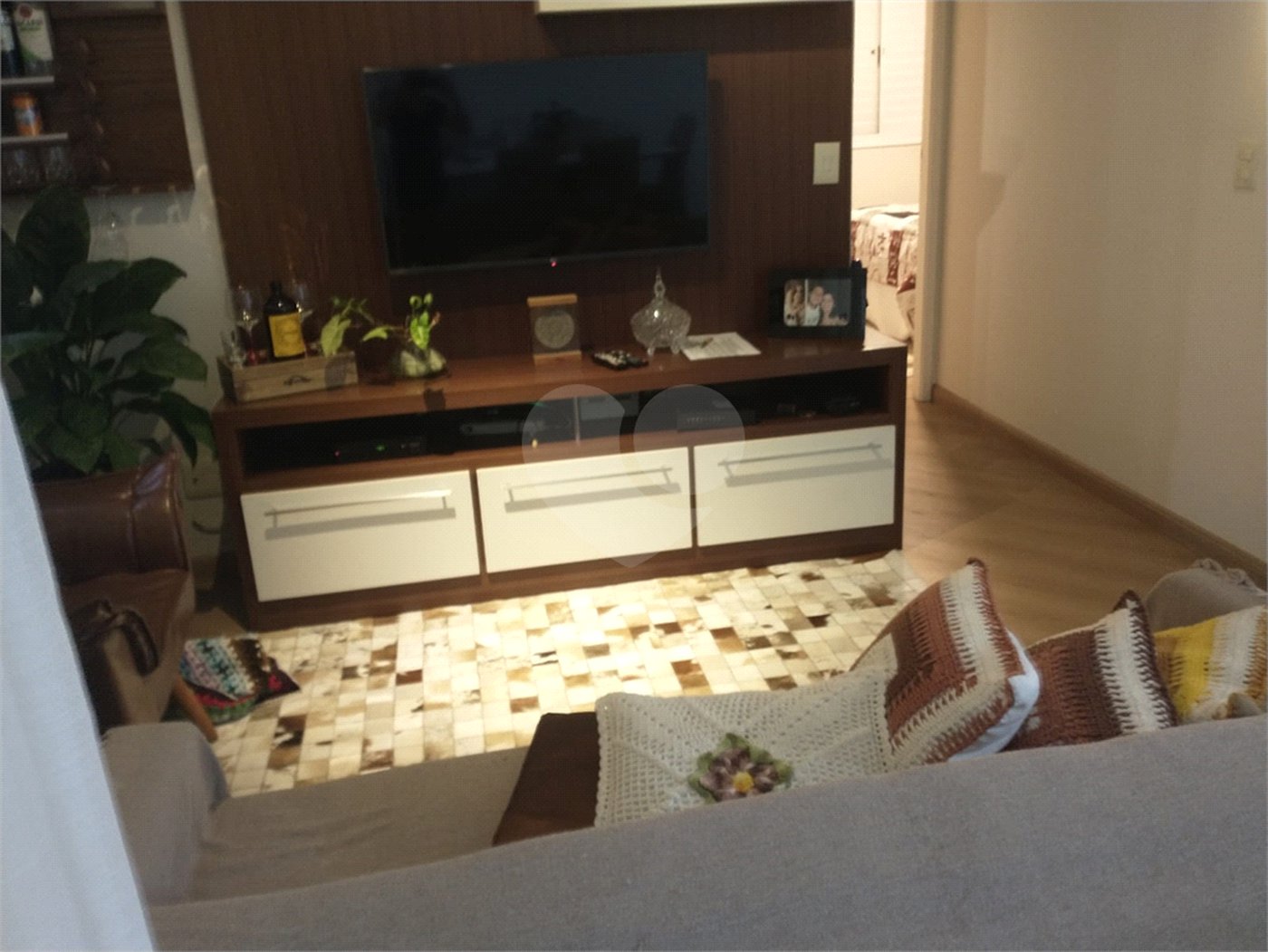 Apartamento à venda com 3 quartos, sendo 1 suíte, em Vila Guilherme, São Paulo, SP