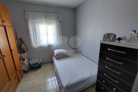 Casa à venda com 2 quartos, sendo 1 suíte, em Vila Barão, Sorocaba, SP