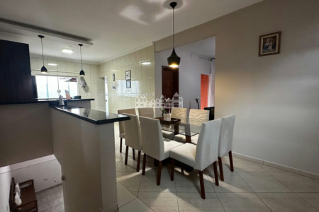Casa à venda com 3 quartos, sendo 2 suítes, em Jardim Real, Bom Jesus dos Perdões, SP