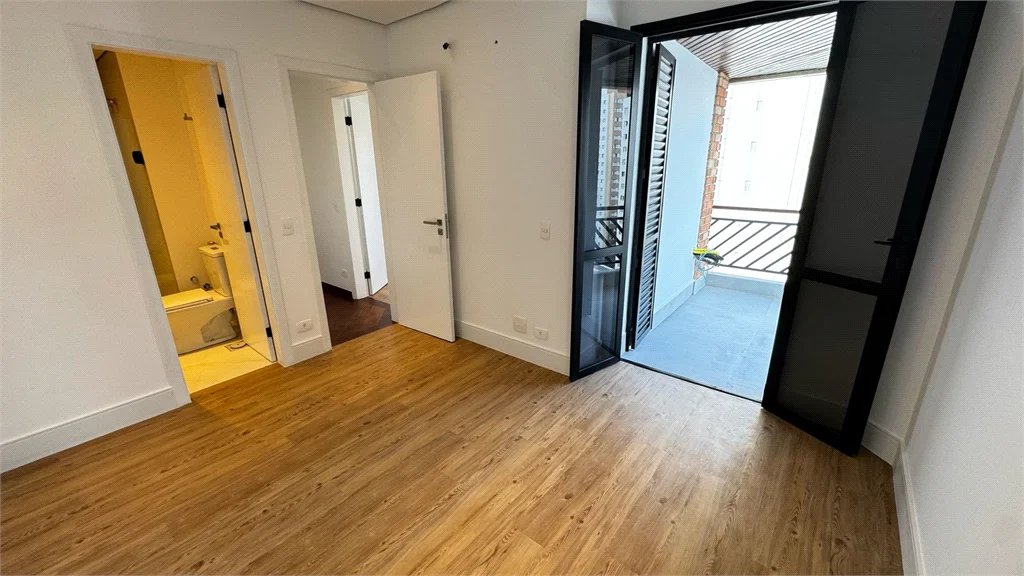 Apartamento à venda com 4 quartos, sendo 1 suíte, em Vila Leopoldina, São Paulo, SP