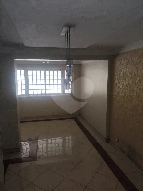 Casa à venda com 3 quartos, sendo 2 suítes, em Jaraguá, São Paulo, SP