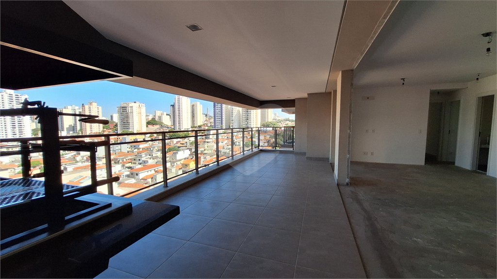 Apartamento à venda com 3 suítes em Vila Romana, São Paulo, SP