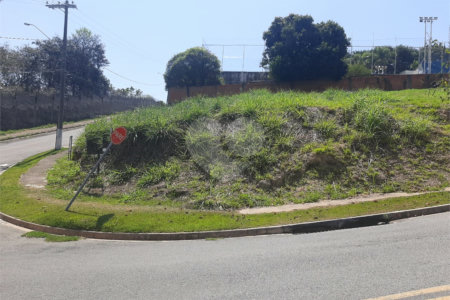 Terreno à venda com 1 suíte em Bosque, Vinhedo, SP